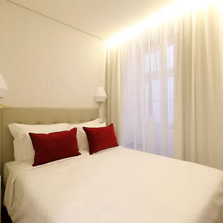 Lis Baixa فندق 3*