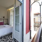 Lis Baixa Готель 3*