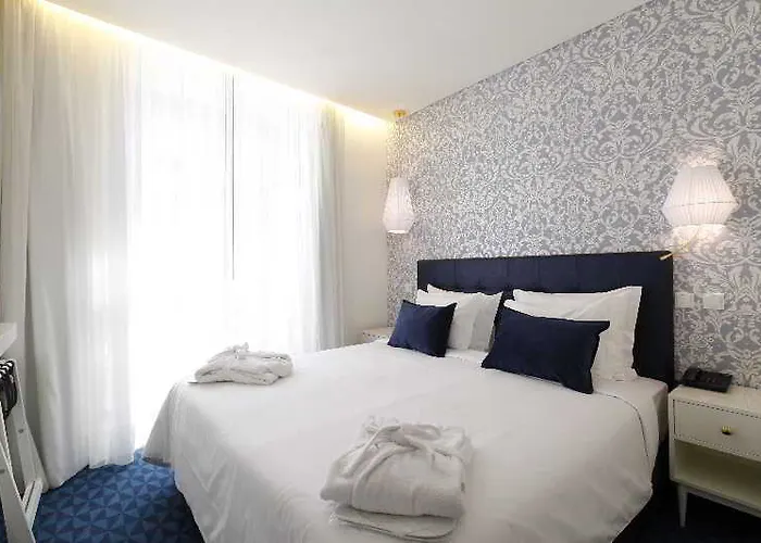 Lis Baixa Ξενοδοχείο 3*